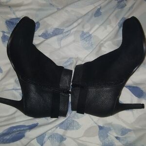 Vince Camuto Black Heeled Boots